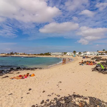 Flatguest Cotillomar Volcano アパート